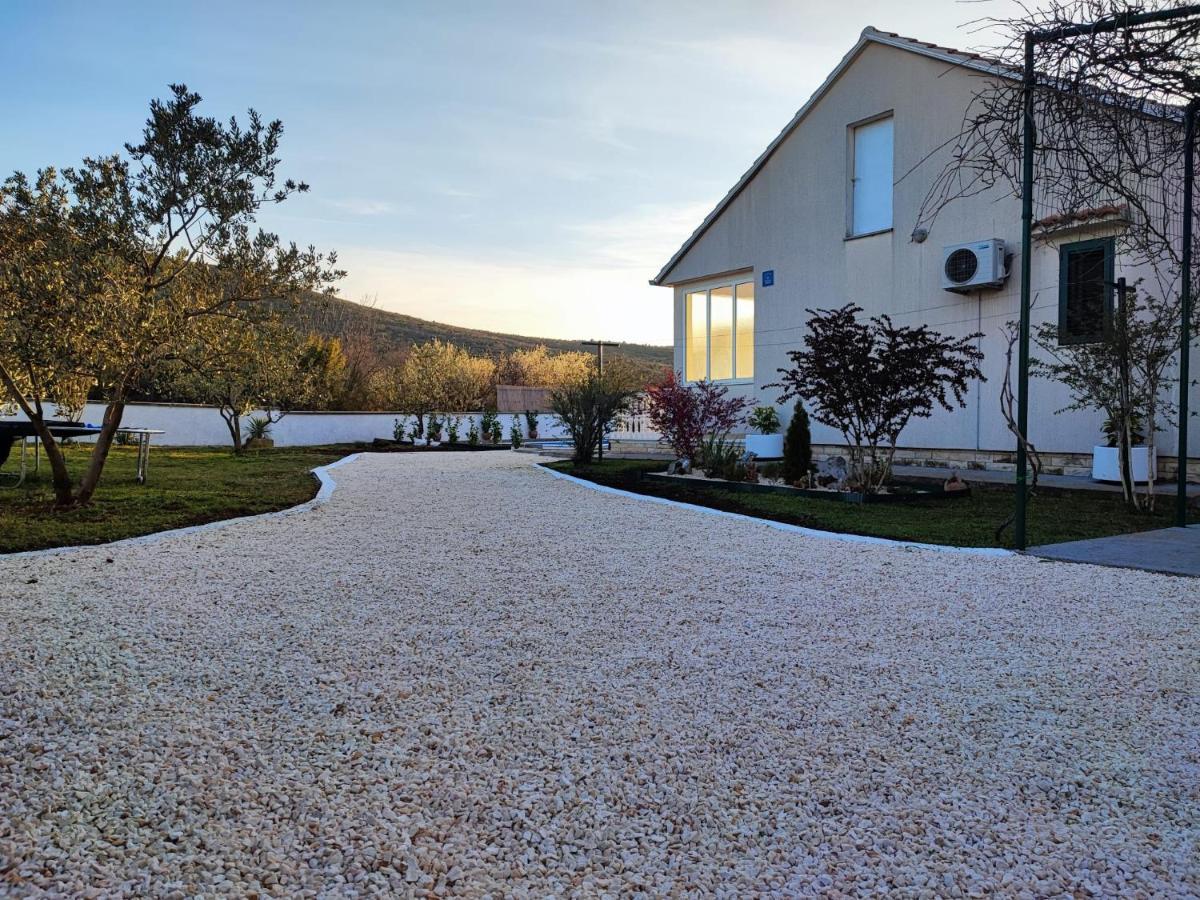 Villa Mediterranean Olive Waterfallskrka-Croatia à Gulin Extérieur photo