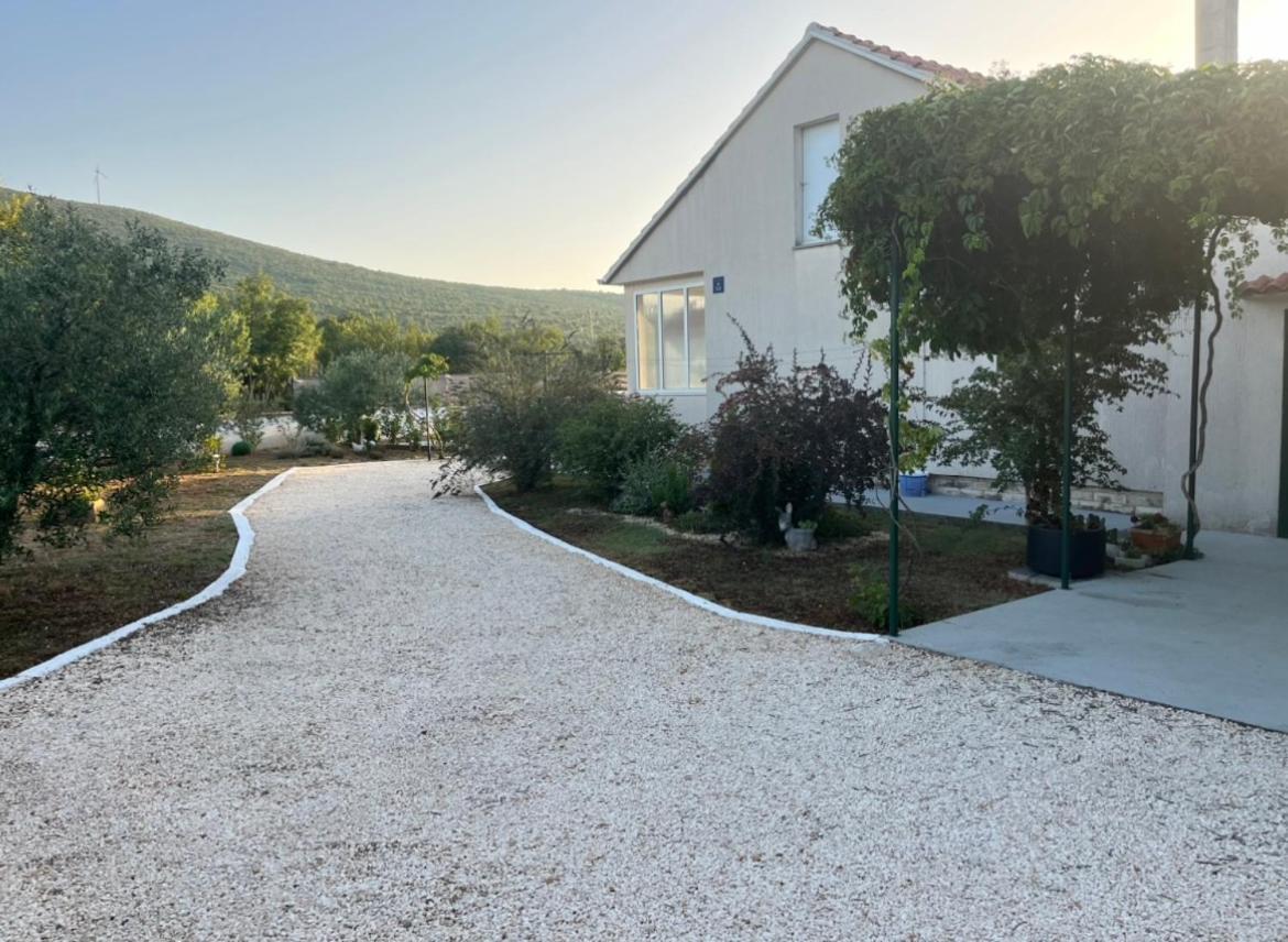 Villa Mediterranean Olive Waterfallskrka-Croatia à Gulin Extérieur photo